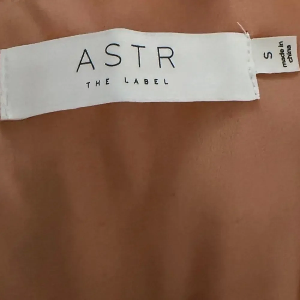 ASTR The Label Elsa Floral Tiered Maxi Dress Size Small - Picture 6 of 6